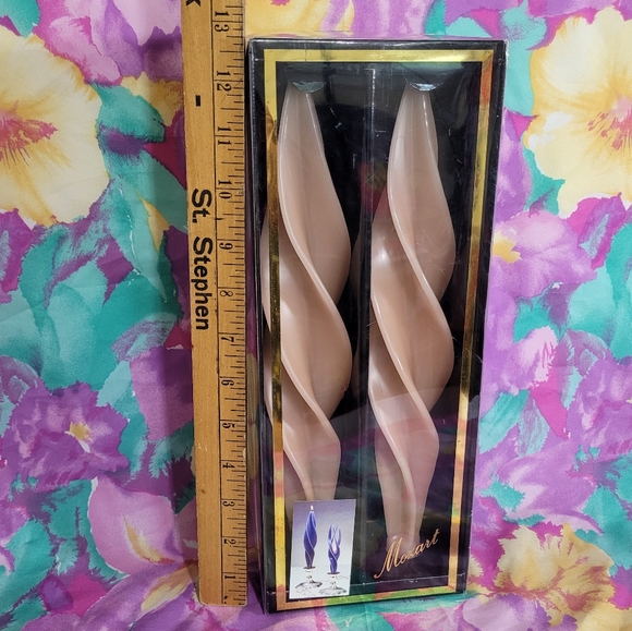 Vintage Montanna Mozart feather taper candlesticks pale salmon pink deadstock - Picture 8 of 8